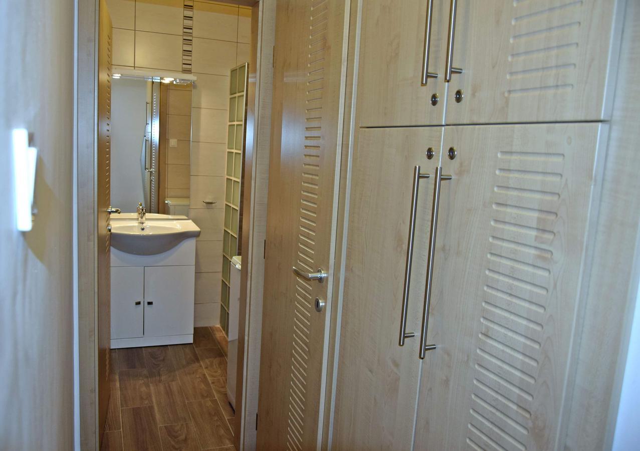 Weninger Studio Apartman Kiskunhalas Kültér fotó