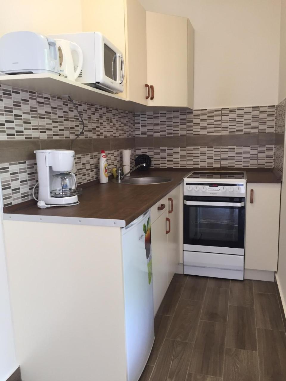 Weninger Studio Apartman Kiskunhalas Kültér fotó